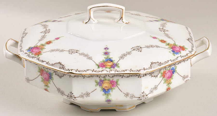 PUN159 Round Covered Vegetable by Porcelain Union-1