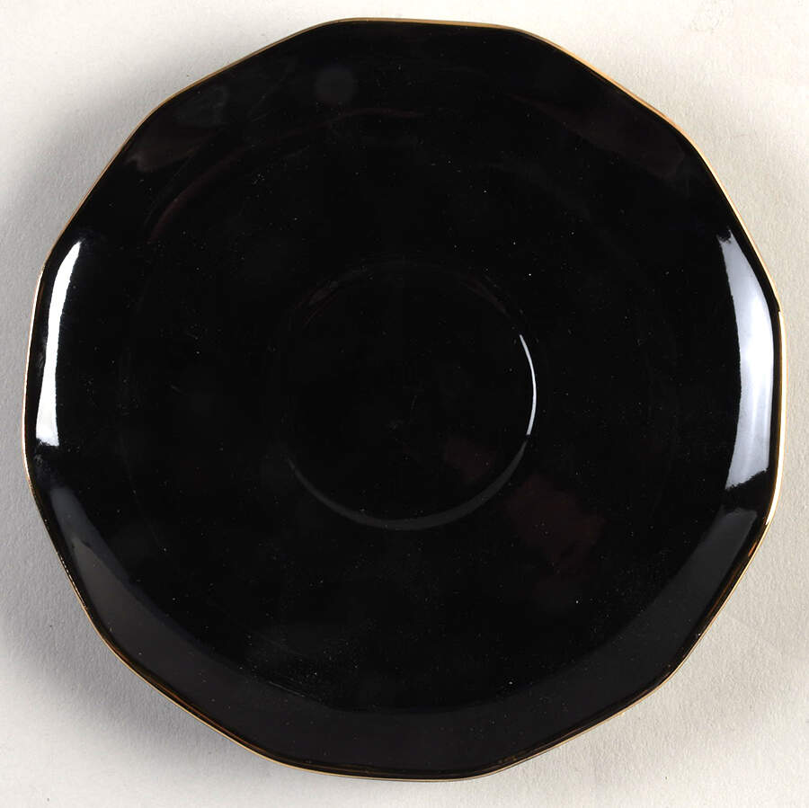 Victorian Full Body Saucer by Potter's Studio-1