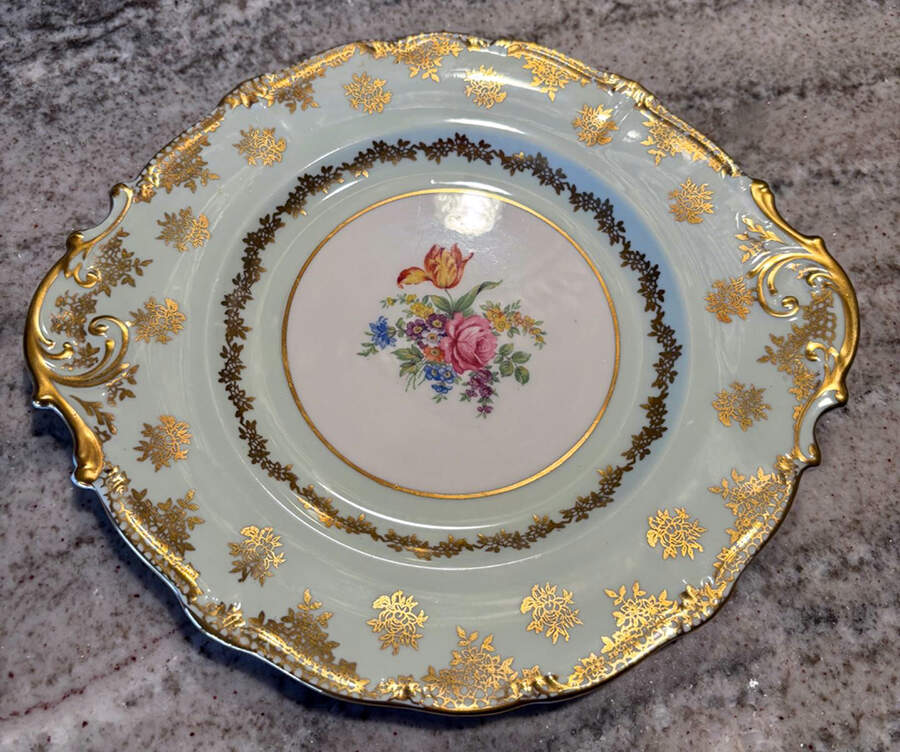 A198-8 Cake Plate by Paragon-1