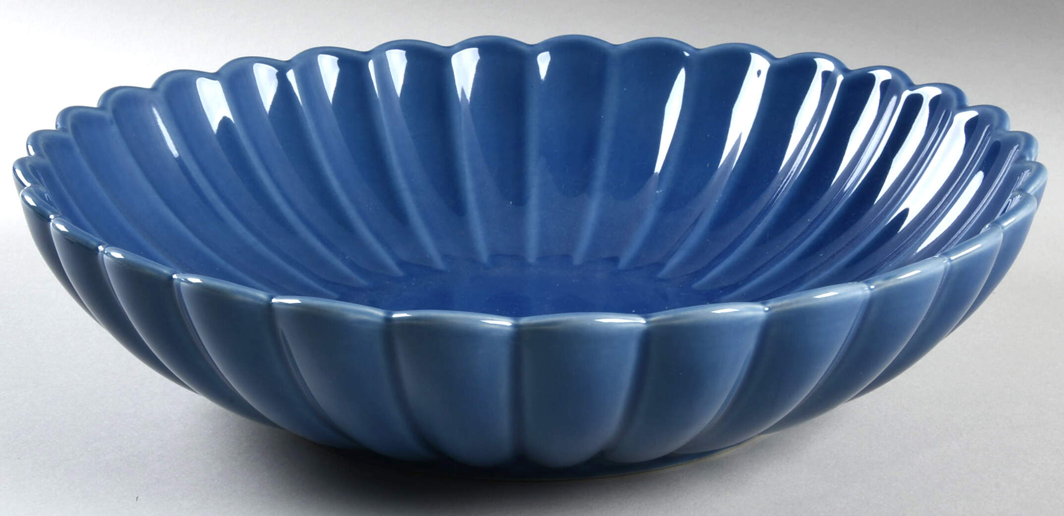 Colette 11" Round Serving Bowl by Pioneer Woman-1