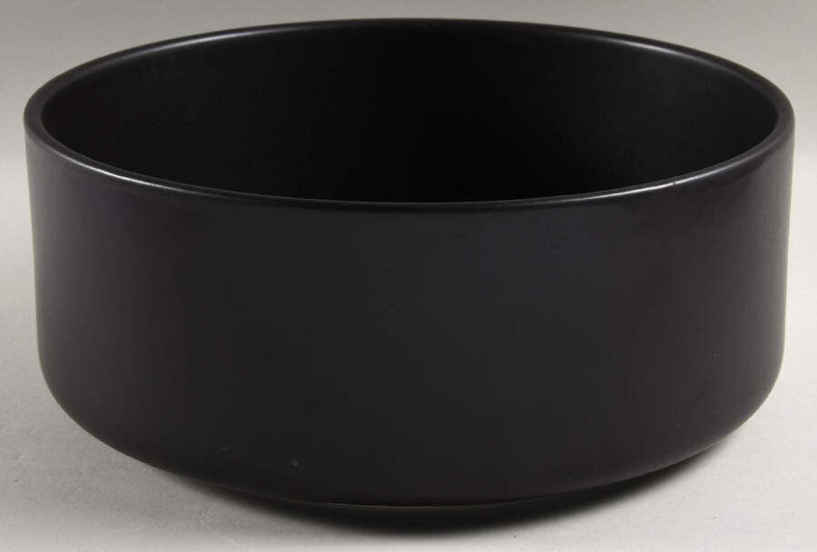 POR153 9" Salad Serving Bowl by Portugal-1