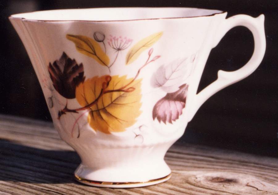 Ashley Footed Cup by Queen Anne (England)-1