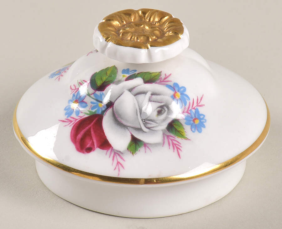 Duet Lid for Sugar Bowl by Queen Anne (England)-1