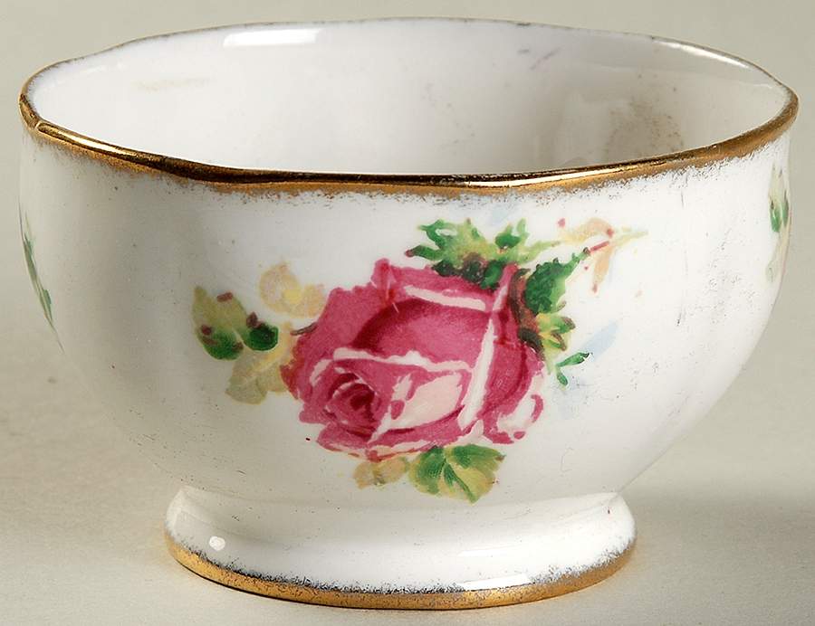 Lady Margaret Mini Open Sugar Bowl by Queen Anne (England)-1