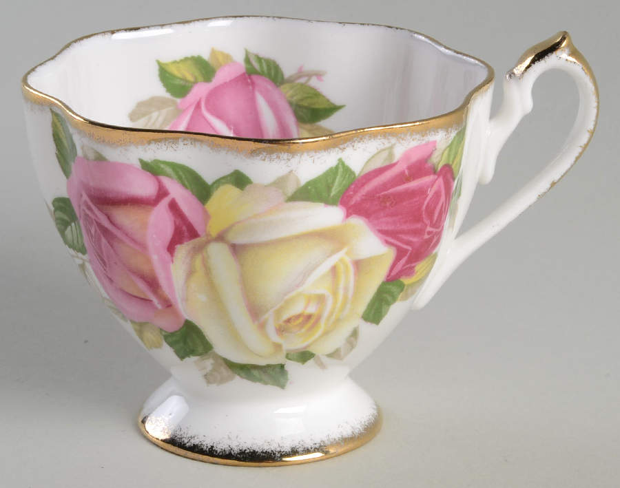 Lady Sylvia Snack Cup by Queen Anne (England)-1