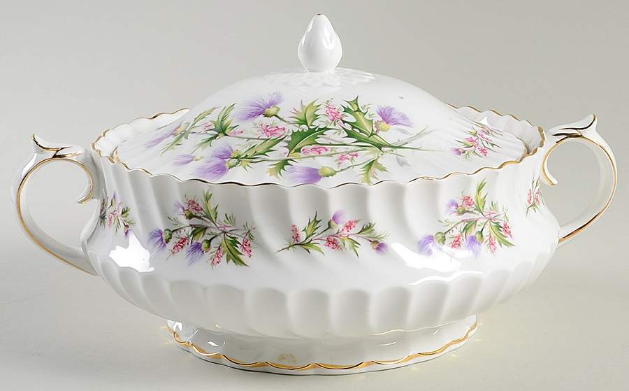 Lochinvar Round Covered Vegetable by Queen Anne (England)-1