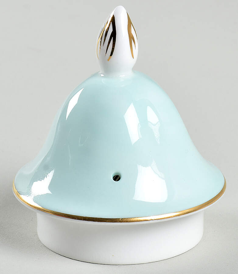 Louise (Green Center) Lid for Coffee Pot by Queen Anne (England)-1