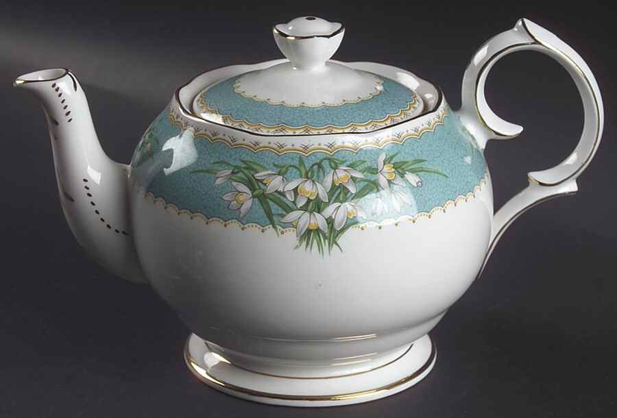 Marilyn Teapot & Lid by Queen Anne (England)-1