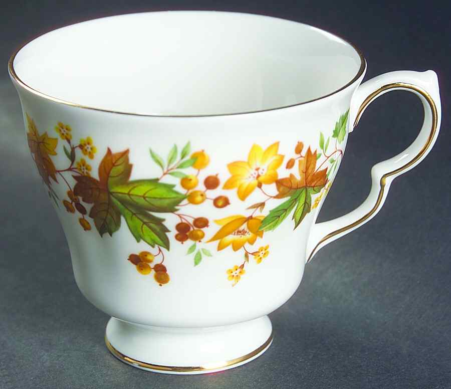 Medina Footed Cup by Queen Anne (England)-1