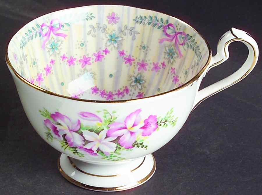Royal Bridal Gown Footed Cup by Queen Anne (England)-1