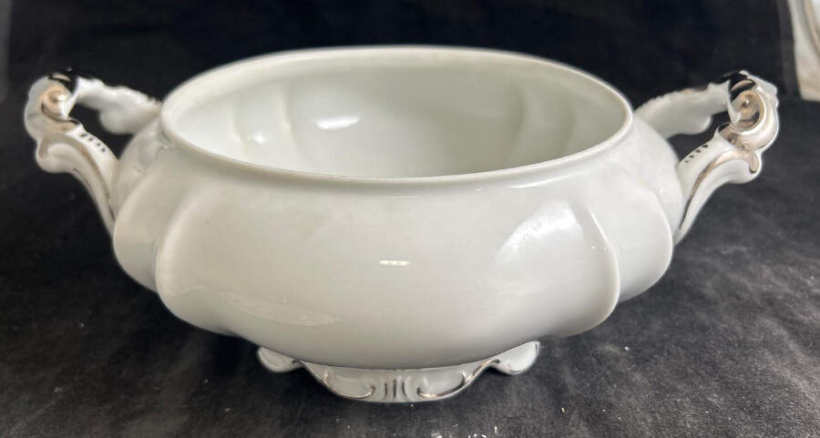 Princess Alexandra Round Vegetable No Lid by Quality Crafts-1