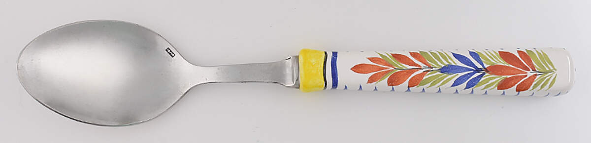 Henriot (Lady Or Man Center) Place/Oval Soup Spoon by Quimper-1