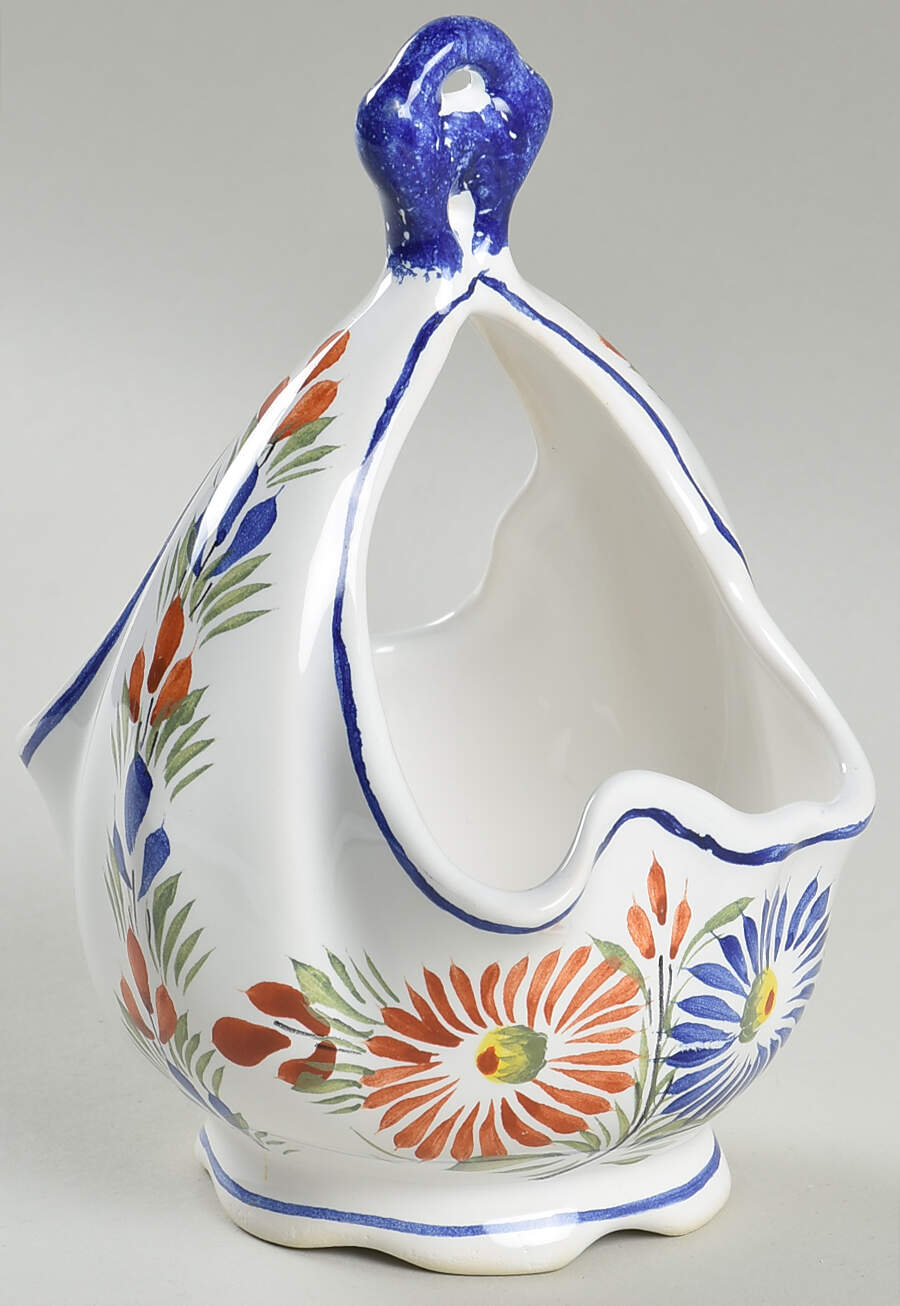 Henriot (Lady Or Man Center) Medium Basket with Handle by Quimper-1