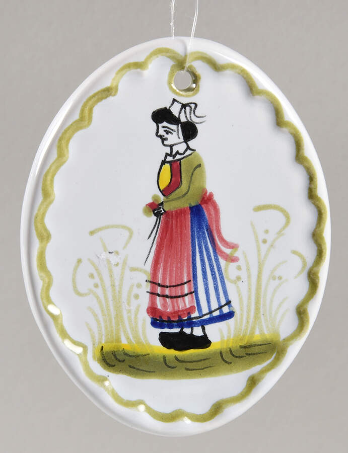 Henriot (Lady Or Man Center) Ornament by Quimper-1