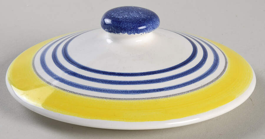 Henriot (Lady Or Man Center) Lid for Medium Canister by Quimper-1