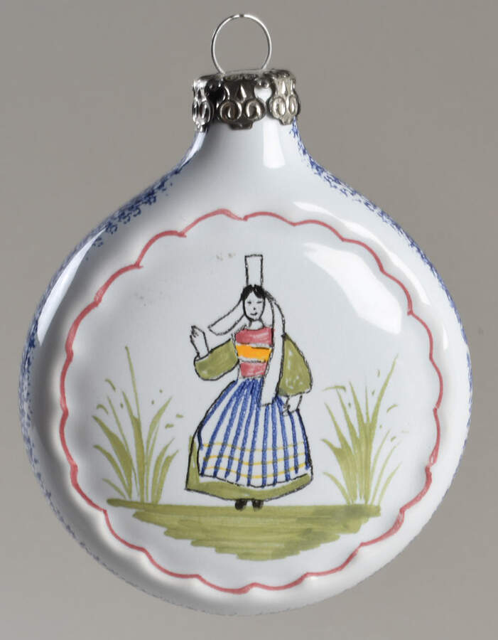 Henriot (Lady Or Man Center) Ornament by Quimper-1