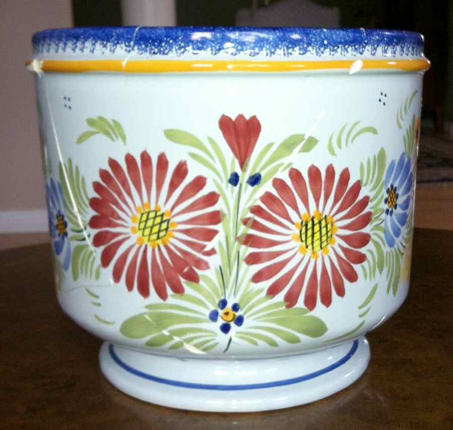 Henriot (Lady Or Man Center) 8" Cachepot by Quimper-1