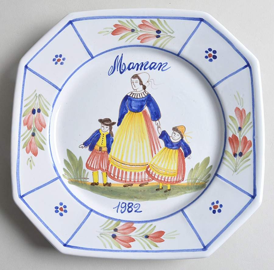Mistral Blue (Octagonal, Lady Center) 1982 Collector Plate by Quimper-1