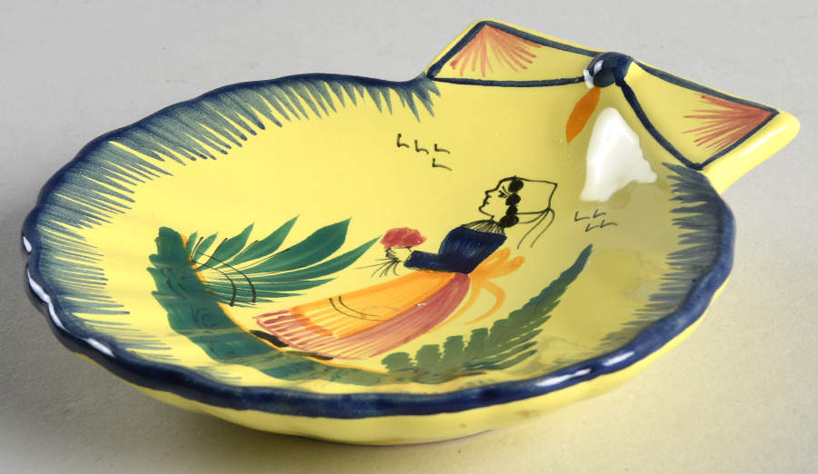 Soleil Yellow (Octagonal, Lady) Small Shell Shaped Dish by Quimper-1