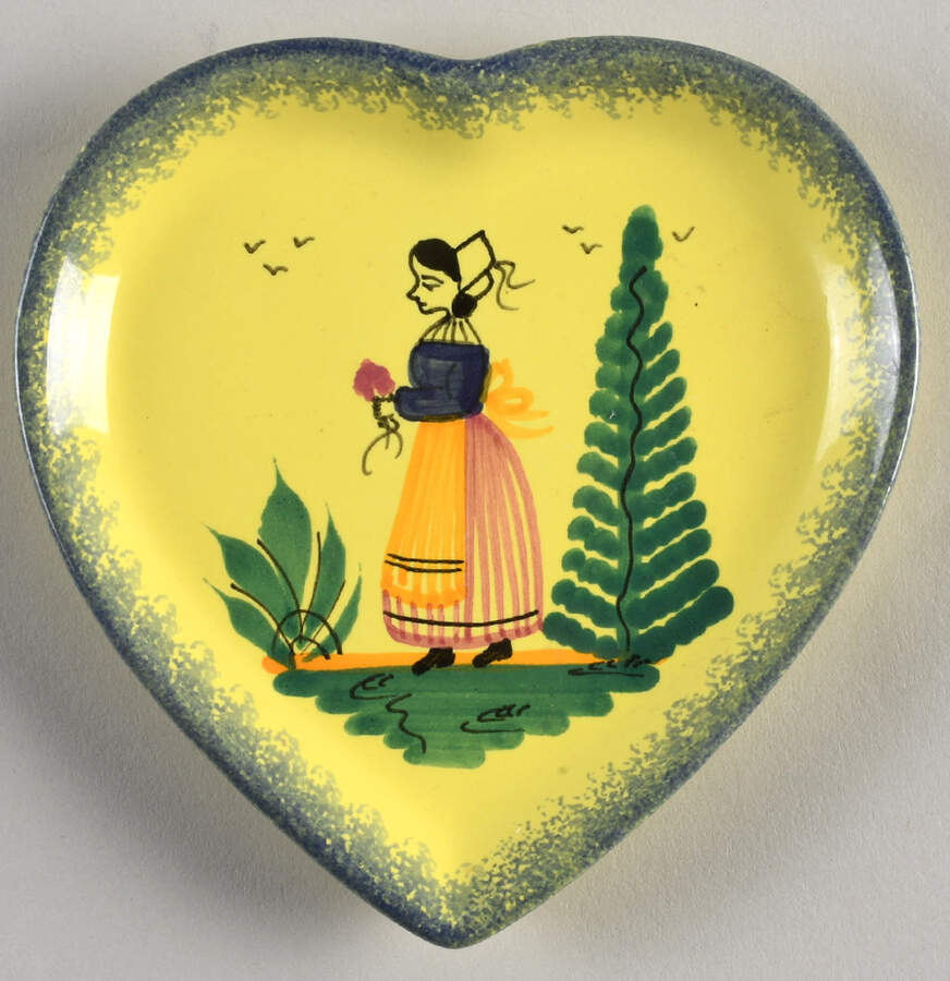 Soleil Yellow (Octagonal, Lady) Large Heart Shaped Dish by Quimper-1