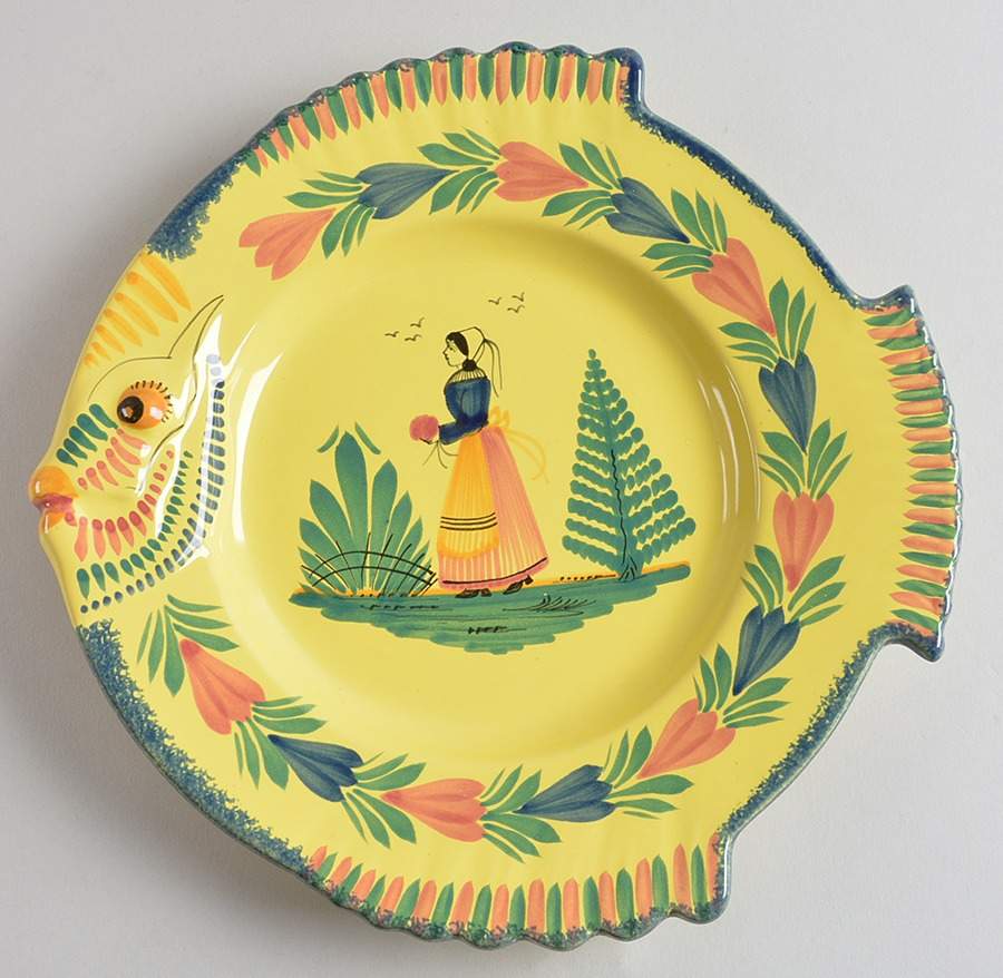 Soleil Yellow (Octagonal, Lady) Fish Plate by Quimper-1