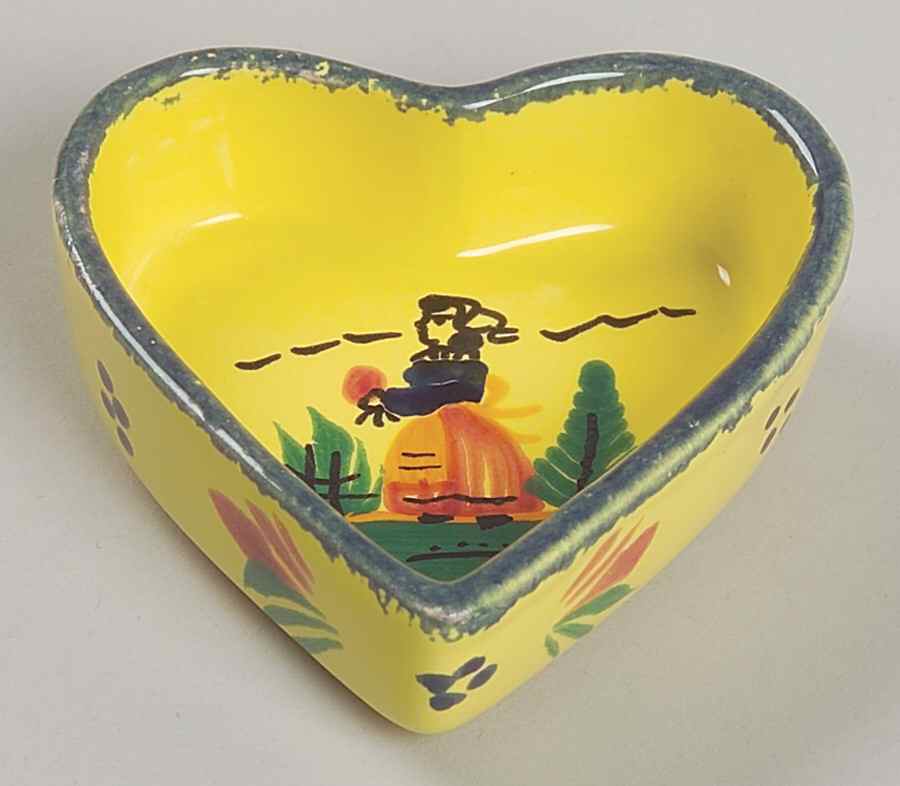 Soleil Yellow (Octagonal, Lady) Small Heart Shape Ashtray by Quimper-1
