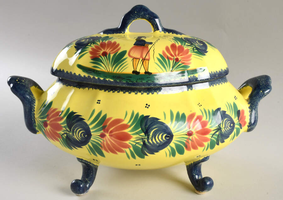 Soleil Yellow (Round) Tureen & Lid by Quimper-1