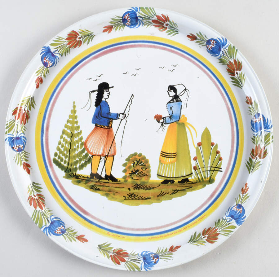 Tradition 13" Metal Round Tray by Quimper-1