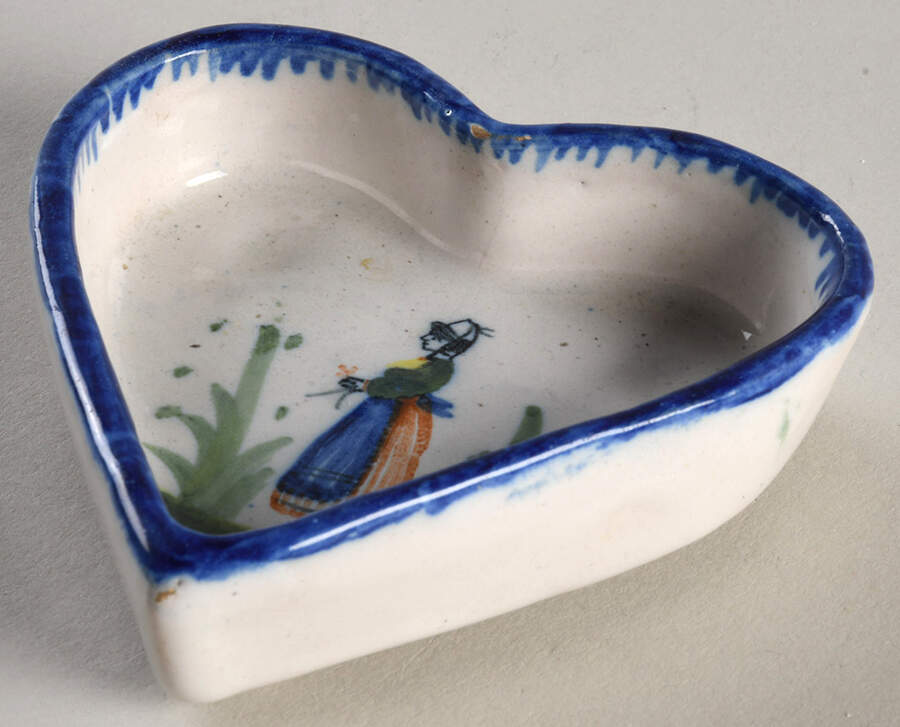 Tradition Heart Shaped Dish by Quimper-1