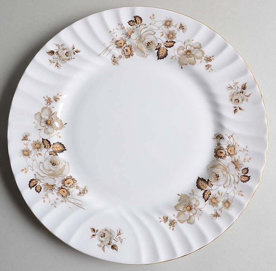 Terra Nova Dinner Plate by Queen Anne (England)-1