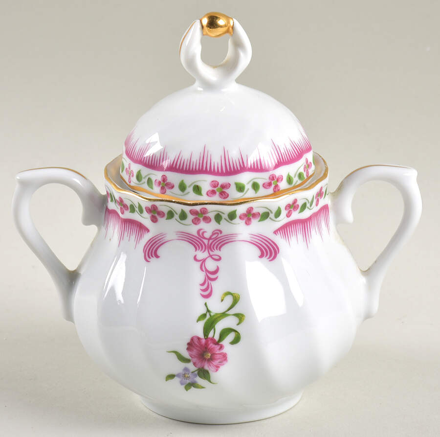 QUN1 Sugar Bowl & Lid by Quinta Nova-1