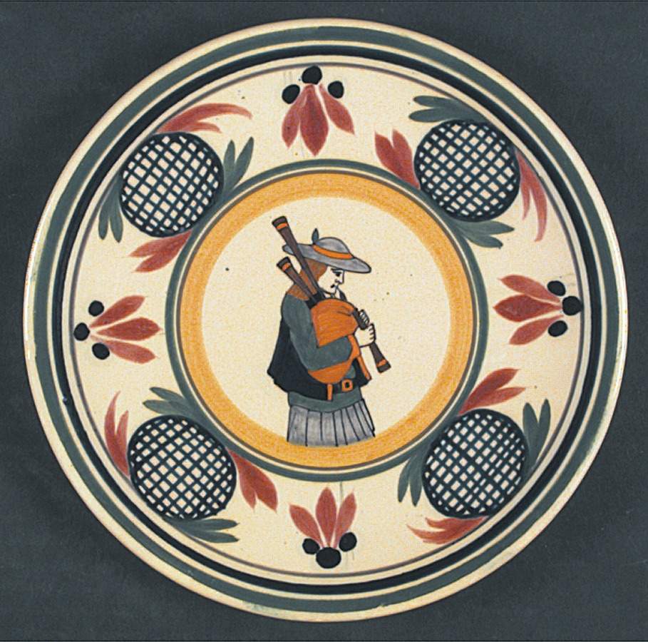 QUI25 Salad Plate by Quimper-1