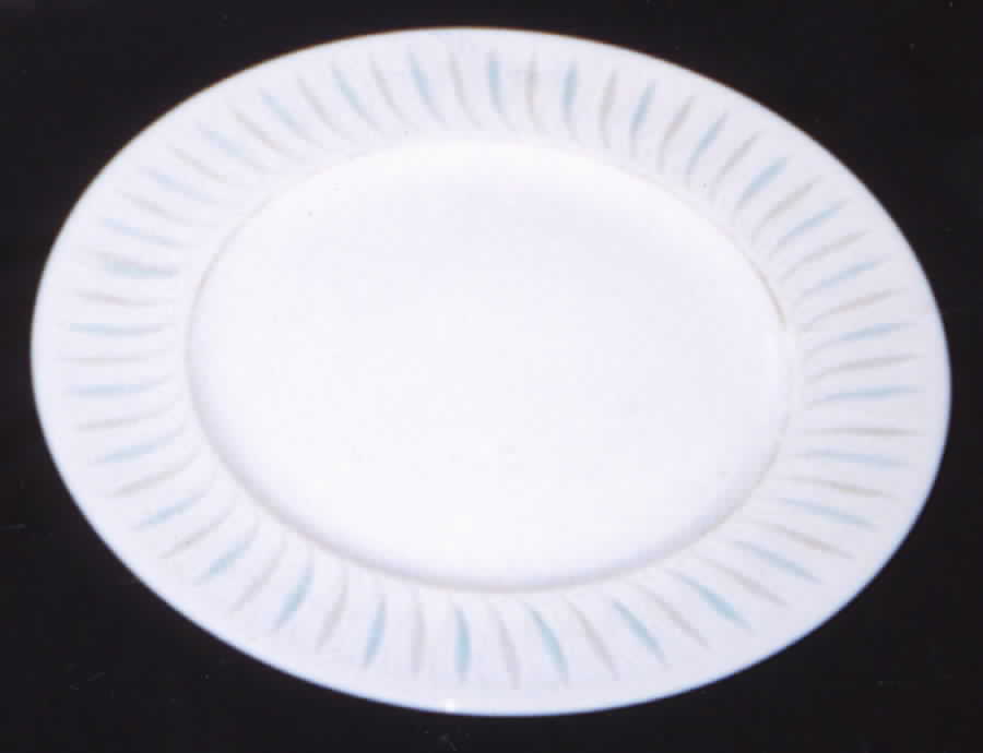 Caprice Dinner Plate by Queen Anne (England)-1