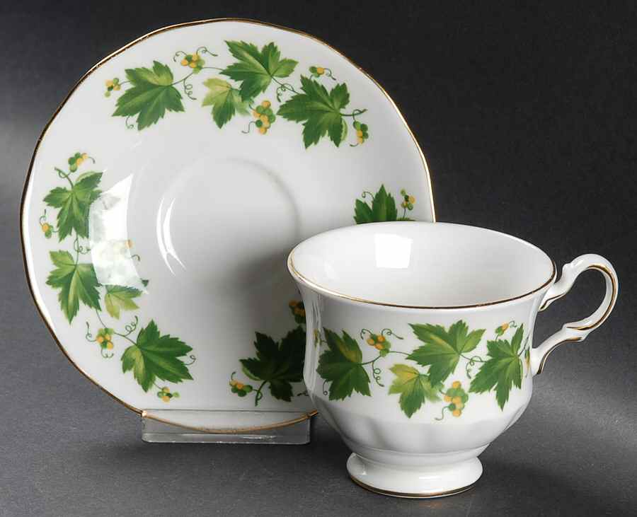 8640 Footed Cup & Saucer Set by Queen Anne (England)-1