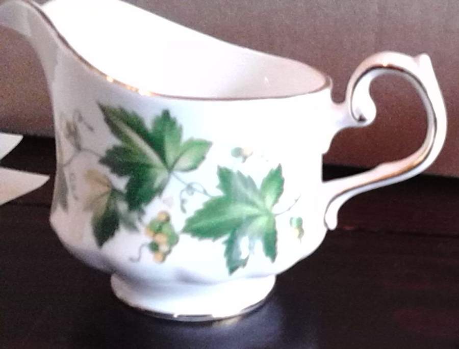 8640 Creamer by Queen Anne (England)-1