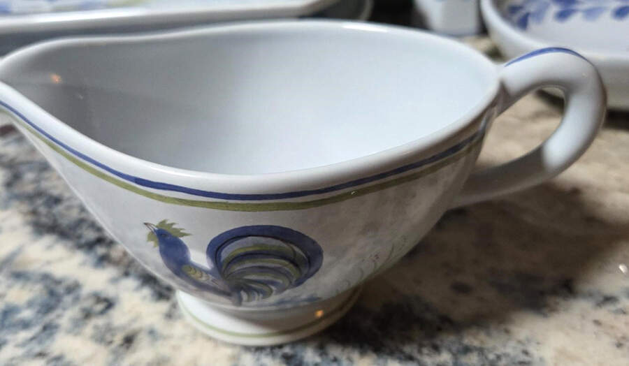 Le Coq Prestigieux Gravy Boat by Quimper-1