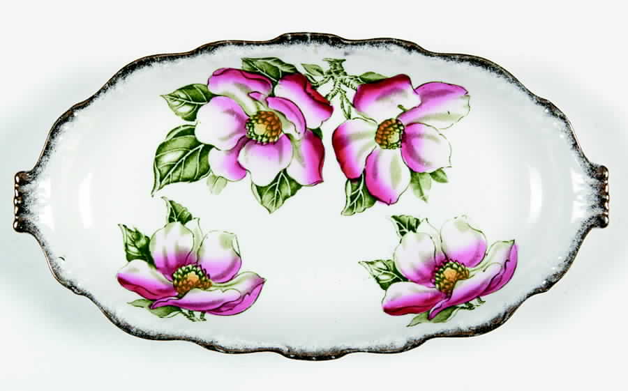 Magnolia (Brushed Gold Trim) Relish by Queen Anne (England)-1