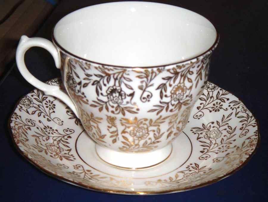 7644 Footed Cup & Saucer Set by Queen Anne (England)-1