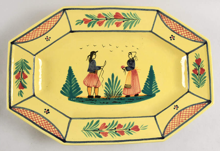 Soleil Yellow (Octagonal, Man) 16" Oval Serving Platter by Quimper-1