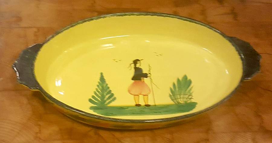 Soleil Yellow (Octagonal, Man) 14" Oval Baker by Quimper-1