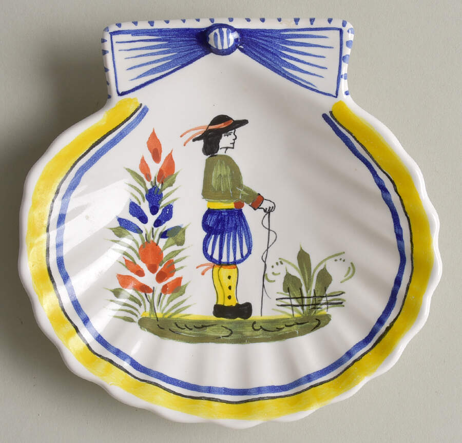 Henriot (Lady Or Man Center) Shell Shaped Dish by Quimper-1