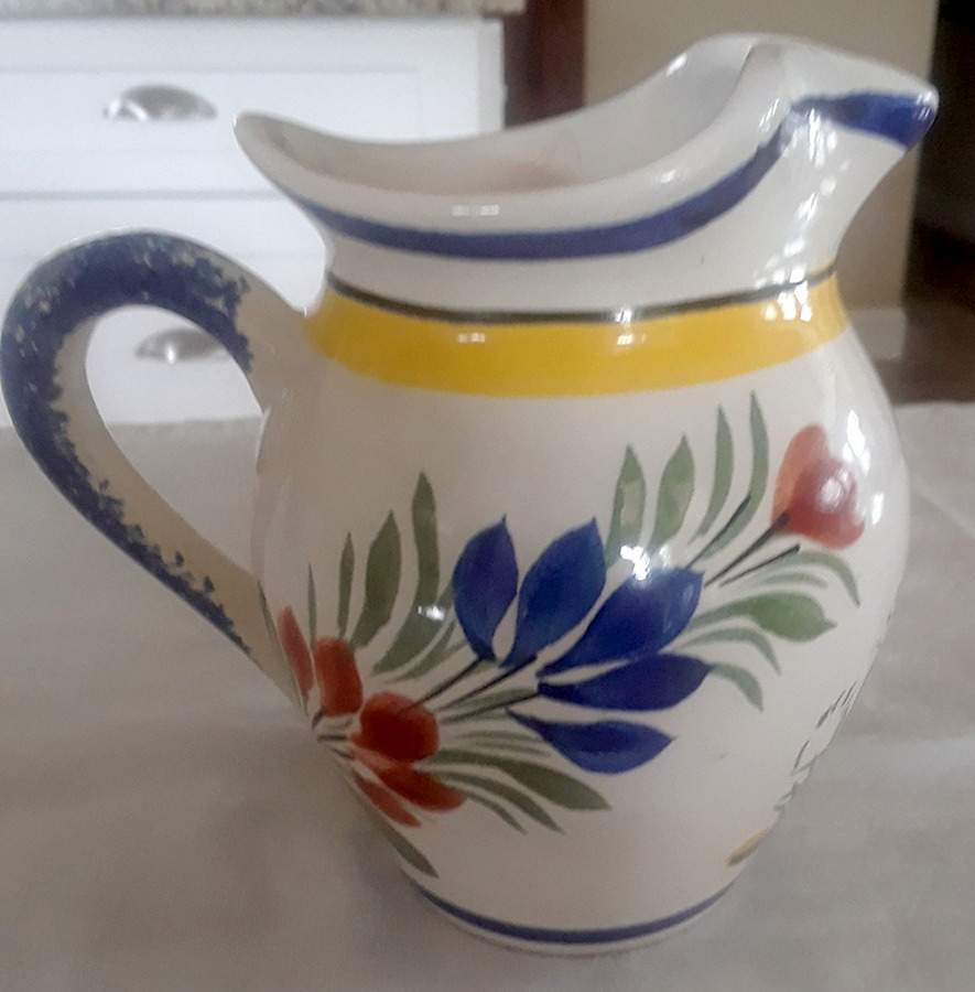 Henriot (Lady Or Man Center) Creamer by Quimper-1
