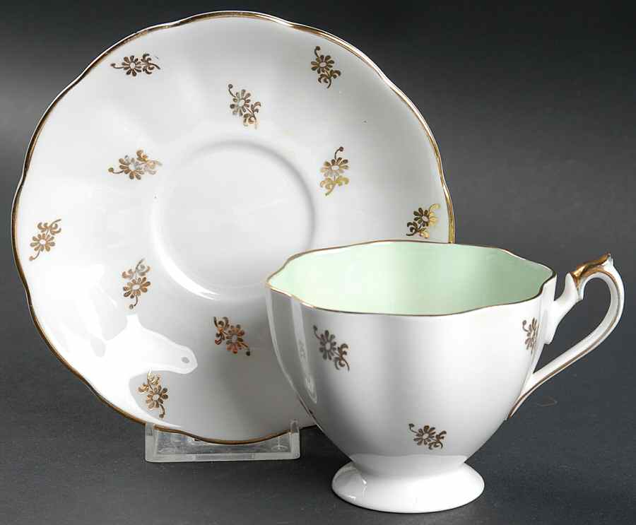 5365 Footed Cup & Saucer Set by Queen Anne (England)-1