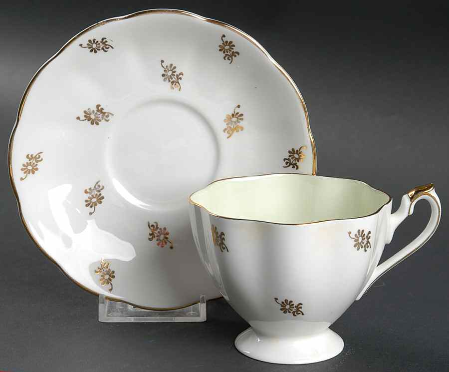 5365 Footed Cup & Saucer Set by Queen Anne (England)-1