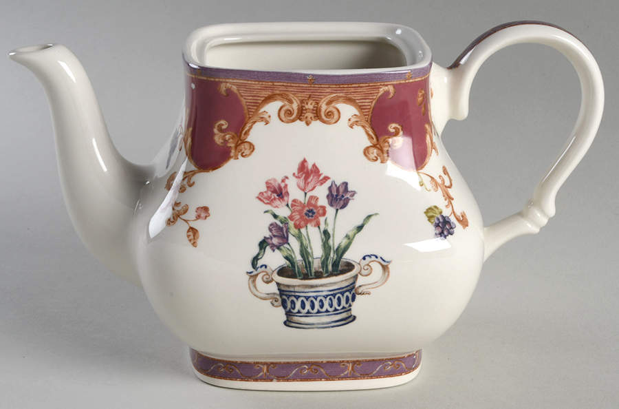 Hampton Court Palace Teapot No Lid by Queen's-1
