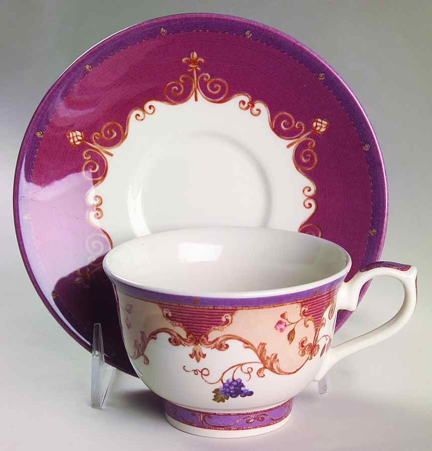 Hampton Court Palace Flat Cup & Saucer Set by Queen's-1