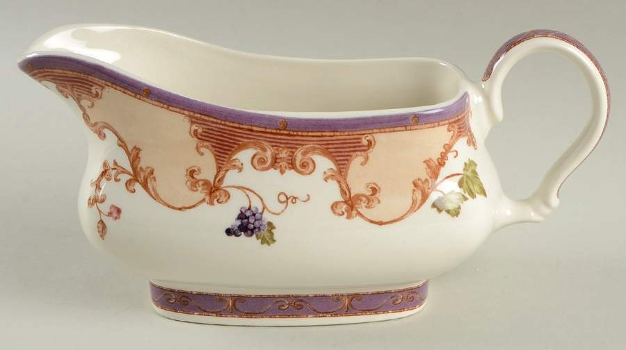 Hampton Court Palace Gravy Boat by Queen's-1