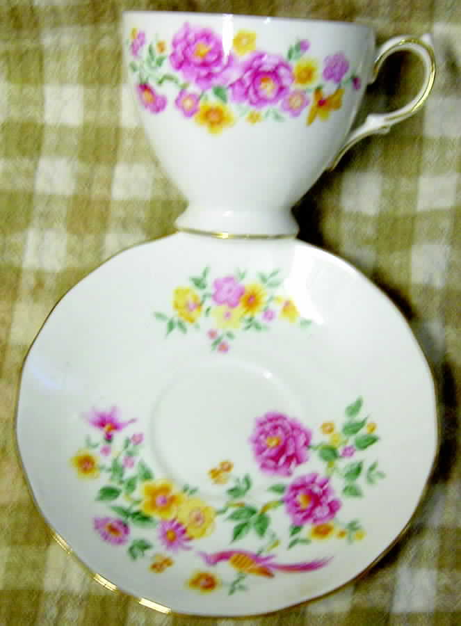 8594 Footed Cup & Saucer Set by Queen Anne (England)-1