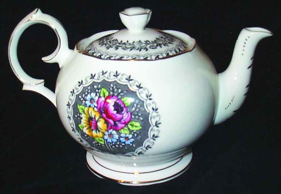 Black Rose Teapot & Lid by Queen Anne (England)-1