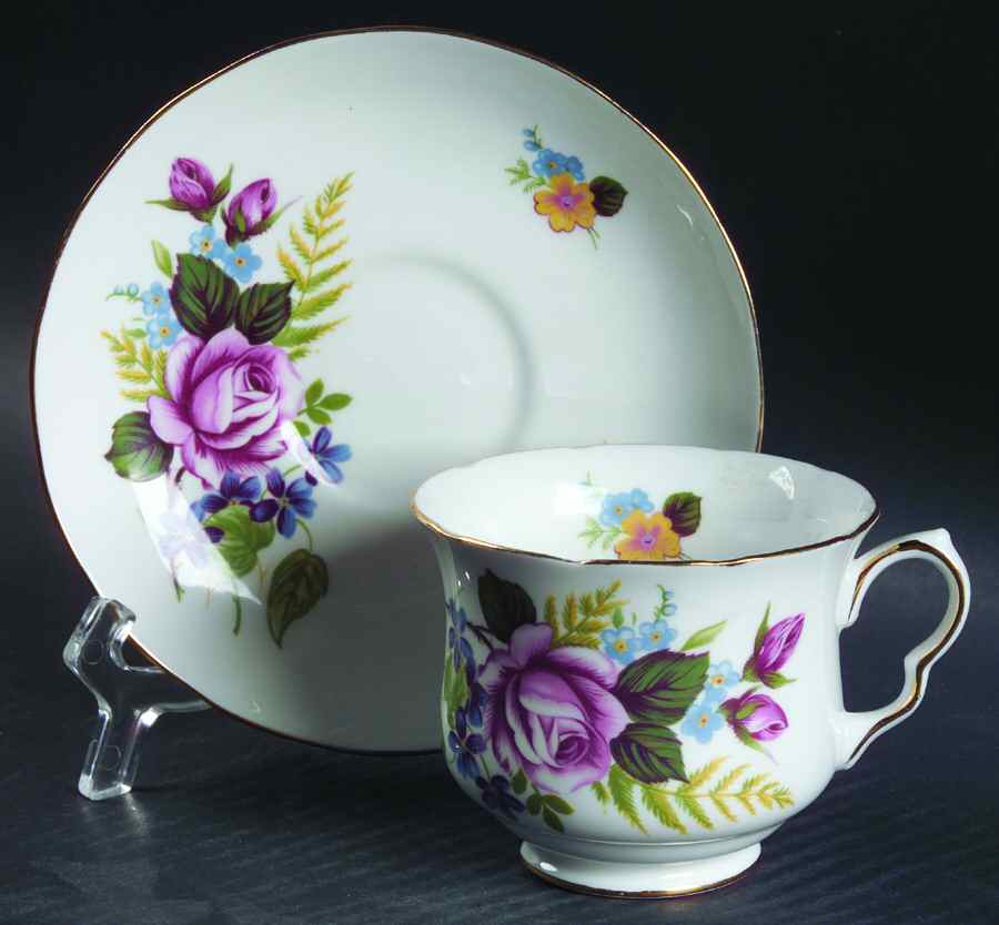 8298 Footed Cup & Saucer Set by Queen Anne (England)-1